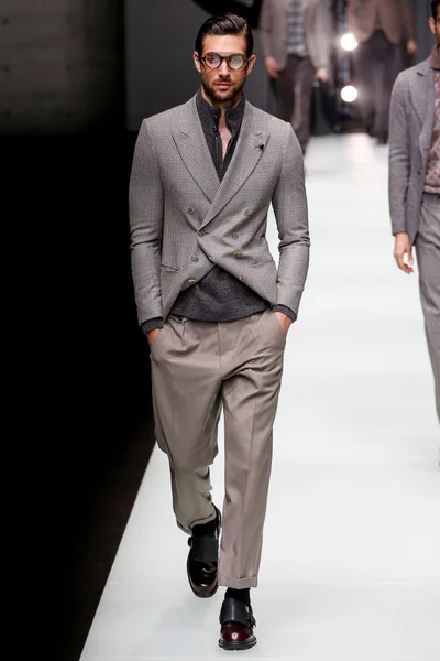 Look 2